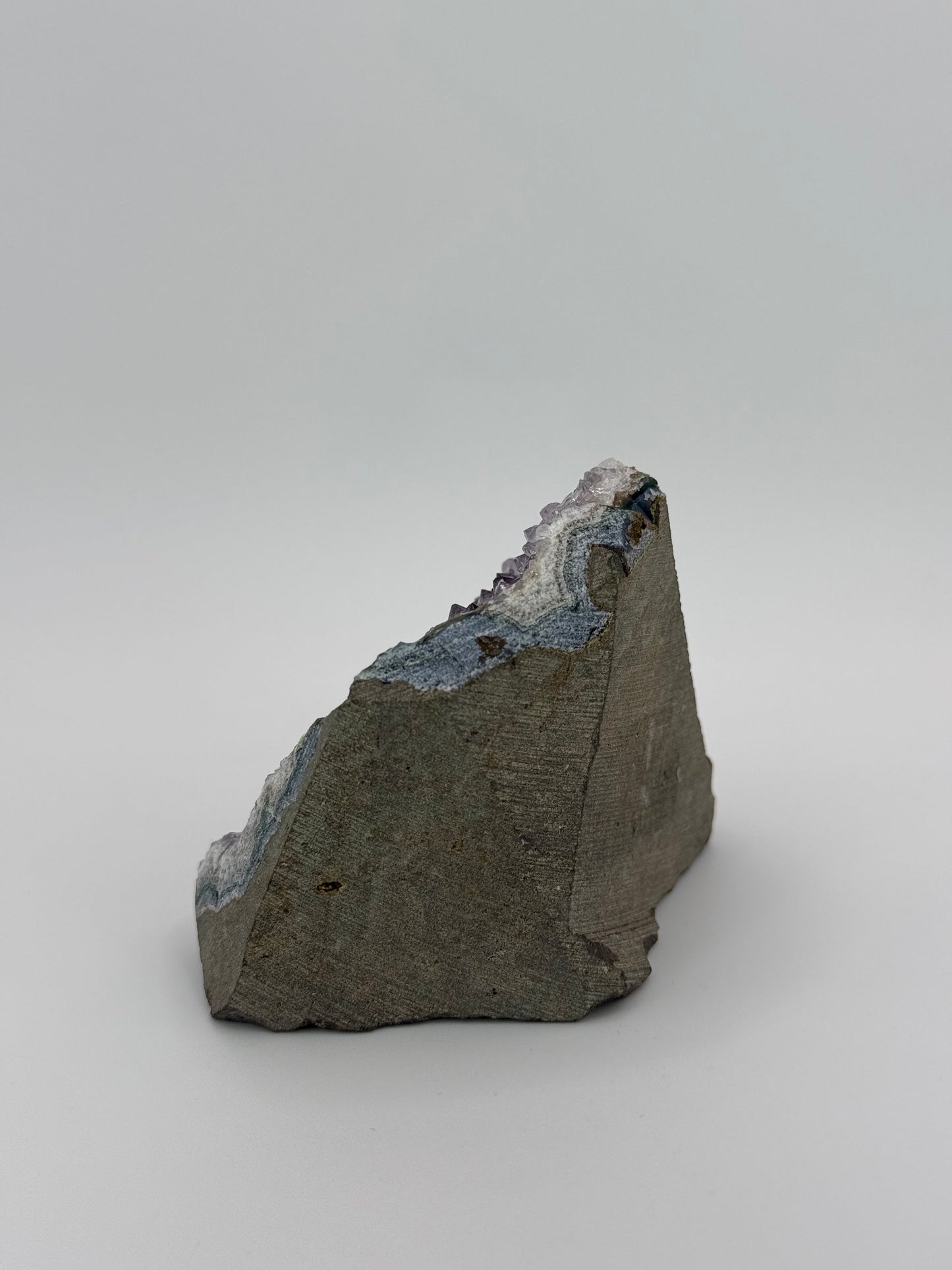 Druzy Amethyst Cutbase